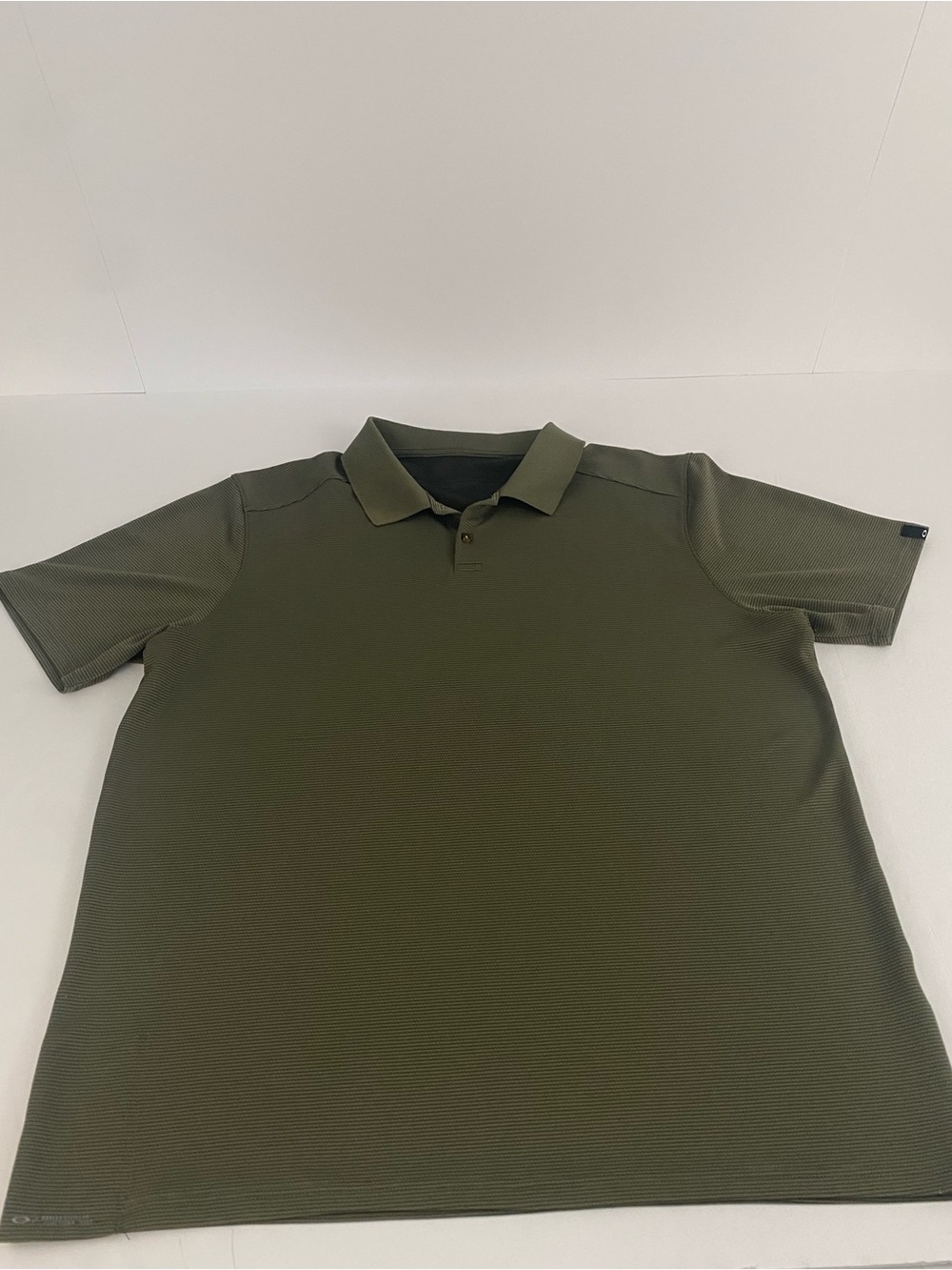 Men’s Oakley Olive Green Polo Shirt Size XL *flawed*